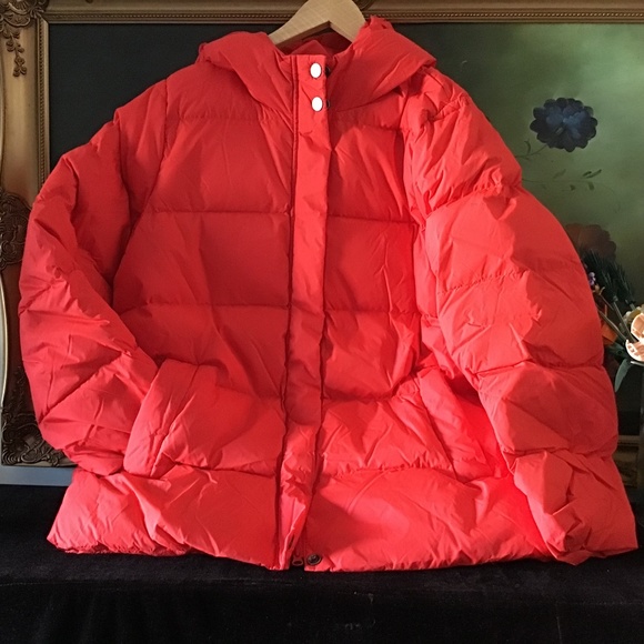 NWT Eileen Fisher Women hooded down puffer Coat Jacket Red Lory M Jackets Coats